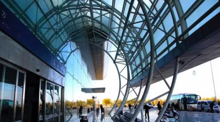 德兴网架钢结构自动焊接与手动焊接工艺的区别在哪里