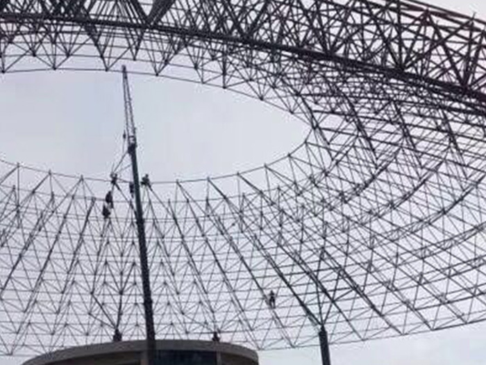 德兴篮球馆球形网架厂家价格